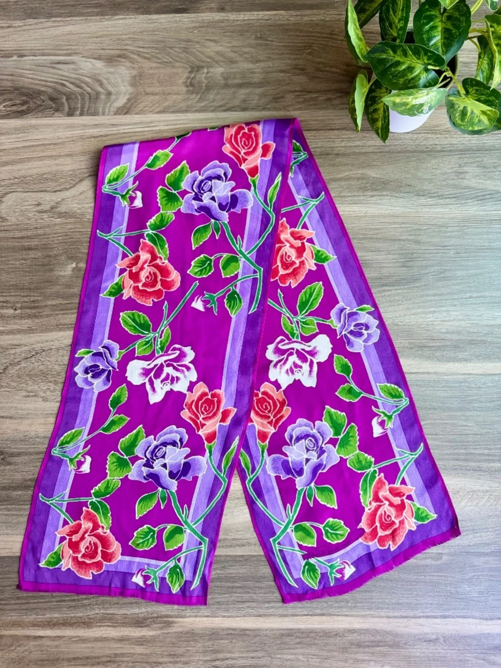 Vintage Oscar‎ De La Renta Floral Long Scarf Magenta Purple Rose Print